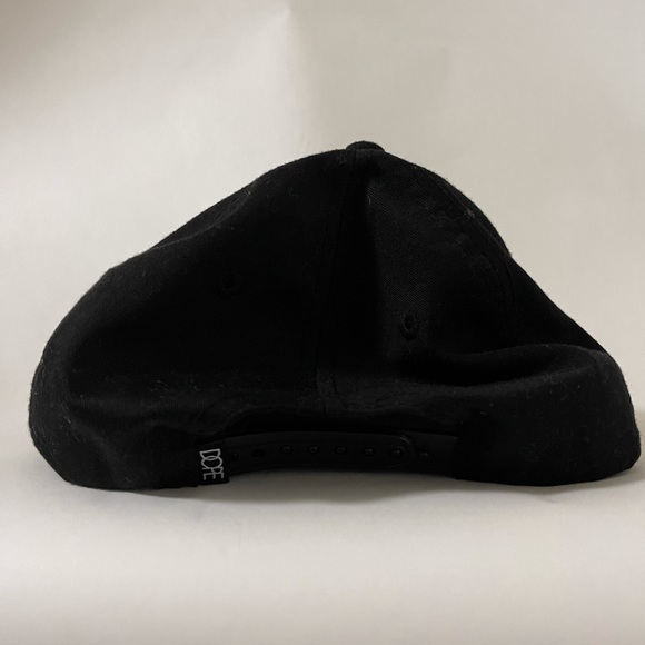 all black snap back hat - Picture 3 of 6